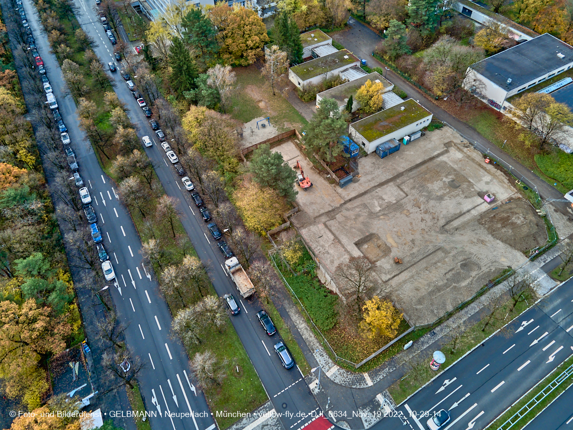 19.11.2022 - Luftbilder von der Baustelle an der Quiddestraße 'Haus für Kinder' in Neuperlach